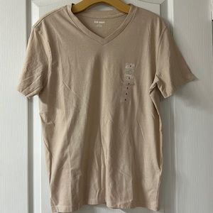 Old Navy Soft washed V Neck tee NWT